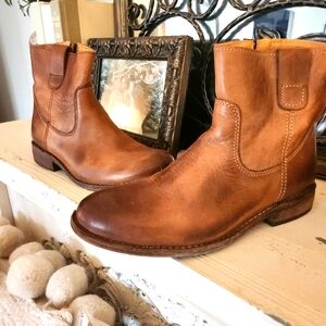 BEDSTU Cobbler Series Tan Boot Size 6
